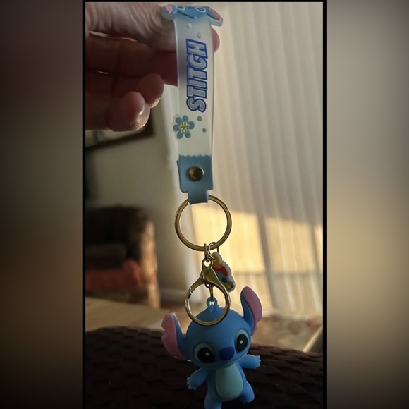 Lilo & Stitch Blue Keychain, Backpack Accessory- Set of two units - Picture 2 of 3